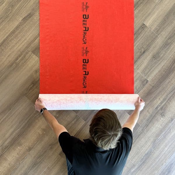 BeeArmor_Living_Overhead_Roll_Red_01_1220x1200