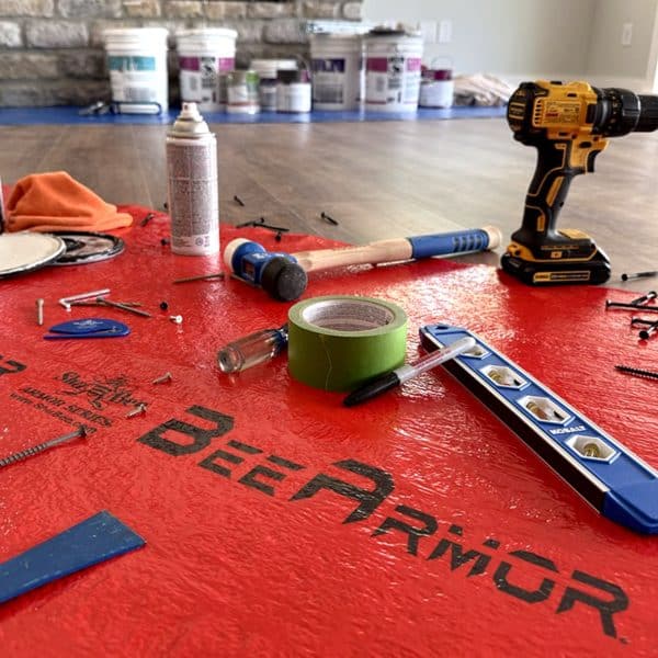 BeeArmor_Living_Tools_Red_02_1220x1200
