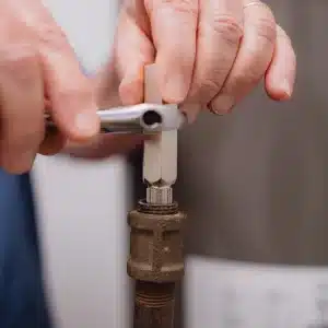 Tool to extract broken nipple in fittings
