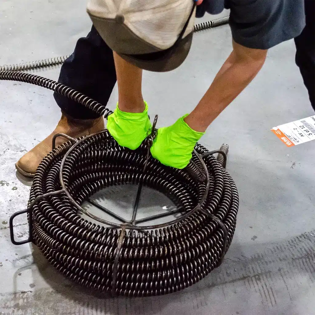 Green Nitrile Gloves Handling Cable